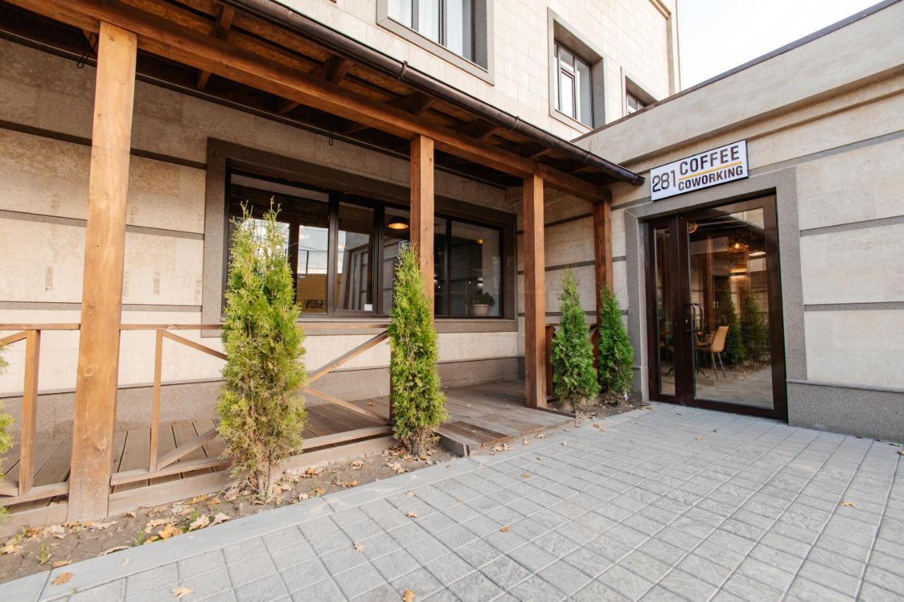 281 Hostel Bishkek Luaran gambar